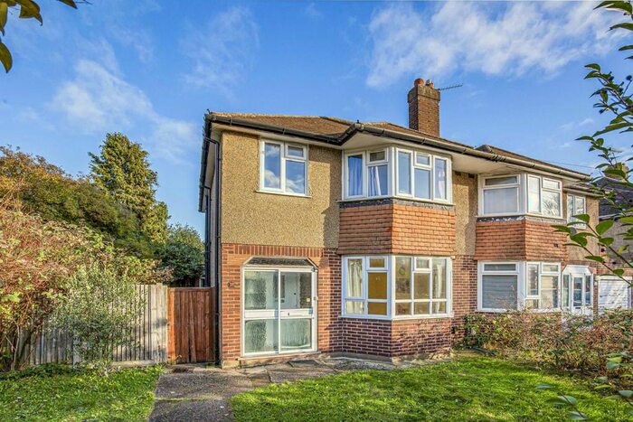 3 Bedroom Property To Rent In Tangmere Gardens, Yeading, Hayes, UB5