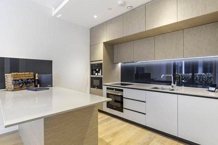 2 Bedroom Duplex To Rent In Riverlight Quay, Nine Elms, London, SW11