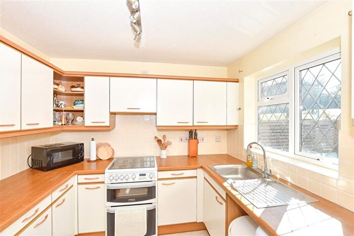 3 Bedroom Terraced House For Sale In Goldcrest Drive, Ridgewood, Uckfield, East Sussex, TN22