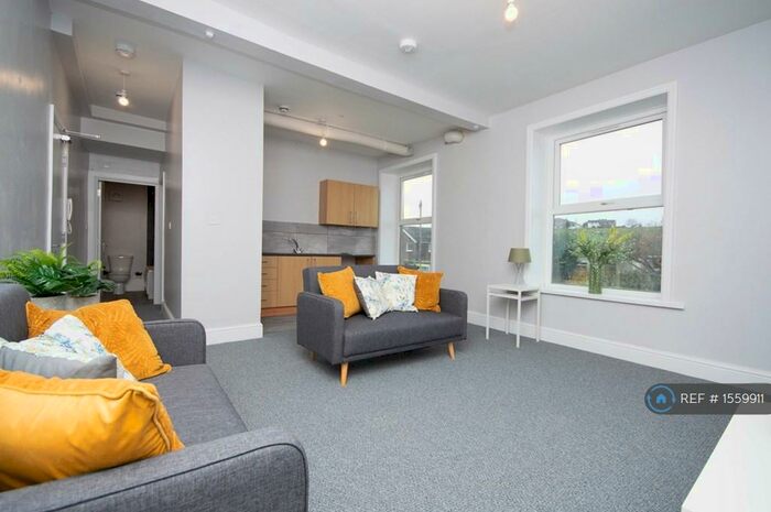 1 Bedroom Flat To Rent In Rochdale Road, Bacup, OL13