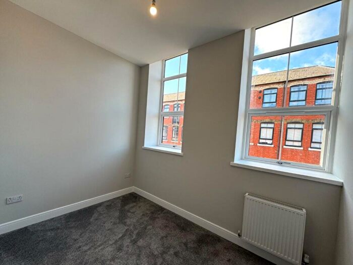 2 Bedroom Apartment To Rent In Artizan Road, Abington, Northampton, NN1