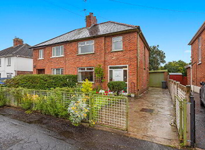 3 Bedroom Semi-Detached House For Sale In Sicily Park, Belfast, BT10