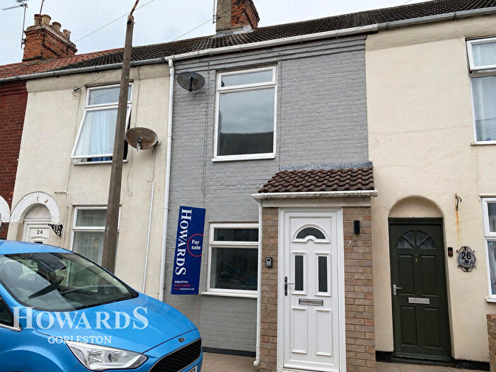 2 Bedroom Terraced House For Sale In Waveney Road, Great Yarmouth, NR31