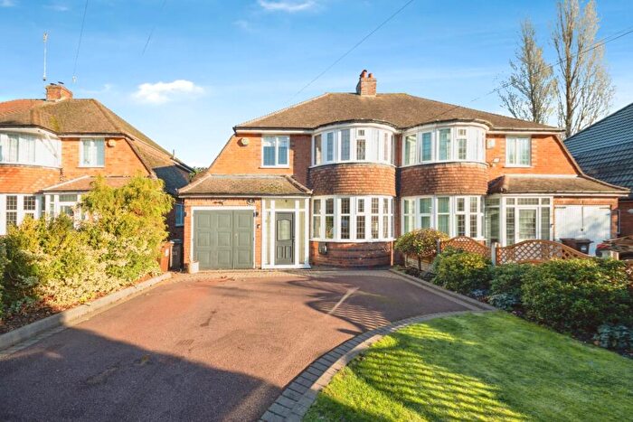 3 Bedroom House For Sale In Dorchester Road, Solihull, B91