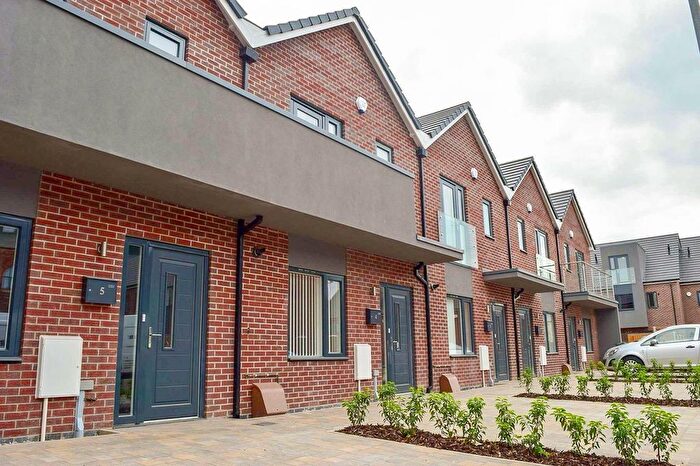 4 Bedroom Property To Rent In Moss Lane West, Manchester, M15
