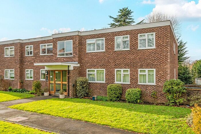 3 Bedroom Flat For Sale In Orchard Road, Bromley, BR1