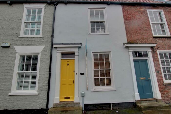 3 Bedroom Terraced House To Rent In North Bar Without, Beverley, HU17