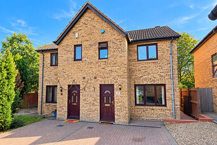 3 Bedroom Semi-Detached House For Sale In Vienna Grove, Milton Keynes, MK13