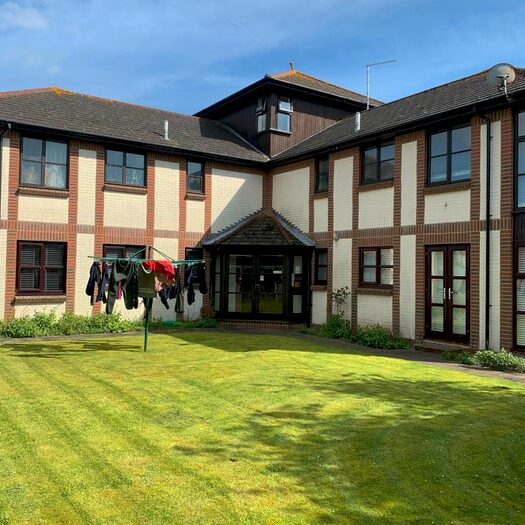 1 Bedroom Flat To Rent In Victoria Drive, Bognor Regis, PO21