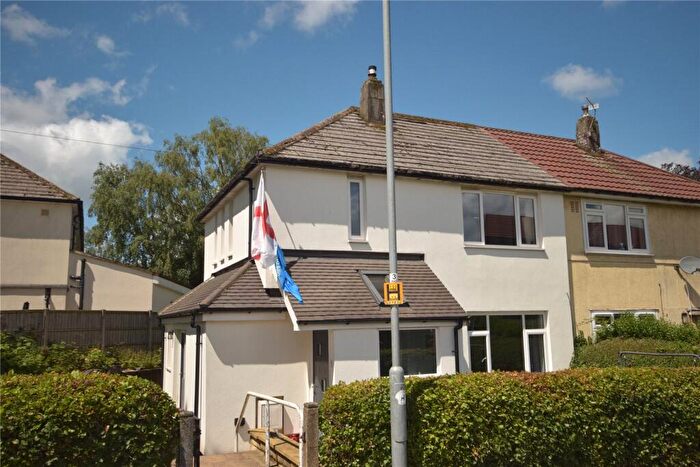 2 Bedroom Semi-Detached House For Sale In Raynel Approach, Leeds, West Yorkshire, LS16