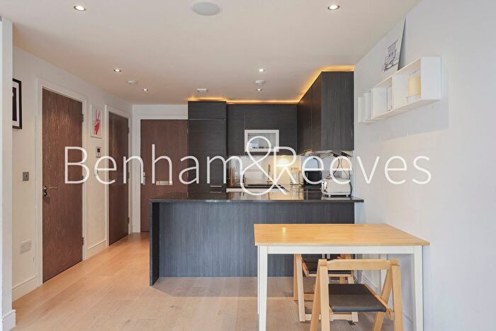 1 Bedroom Flat To Rent In Townmead Road, Fulham, SW6