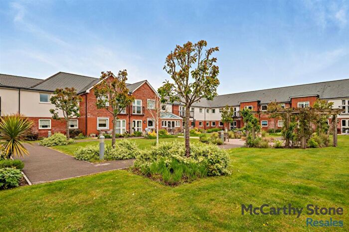 2 Bedroom Apartment For Sale In Hillier Court, Botley Road, Romsey, Hampshire., SO51