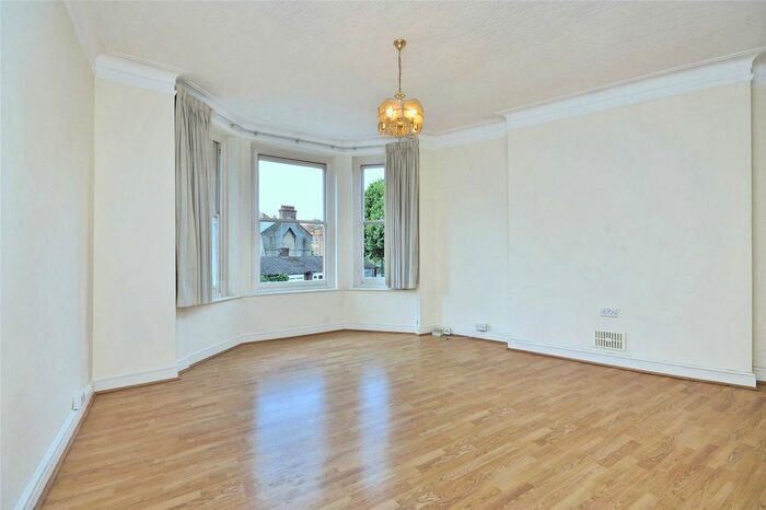 2 Bedroom Flat To Rent In Wymering Mansions, Wymering Road, Maida Vale, London, W9