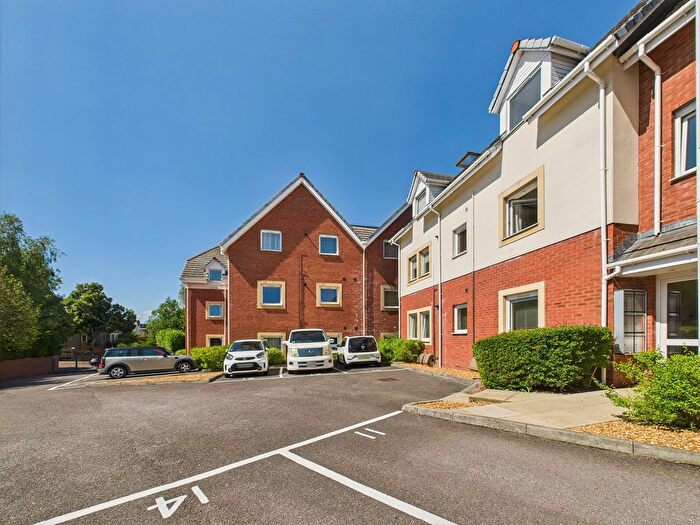 2 Bedroom Flat For Sale In Yr Arglawdd, Heathwood Road, Cardiff., CF14