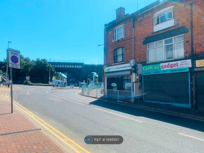 Studio To Rent In High Street, Chatham, ME4