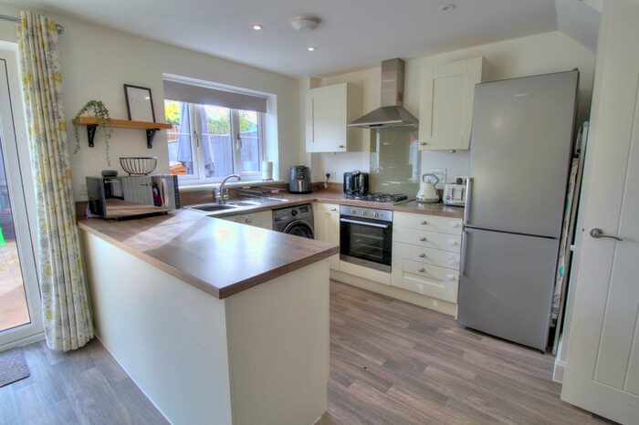 3 Bedroom End Of Terrace House For Sale In Thomas Fox Road, Tonedale, Wellington, TA21