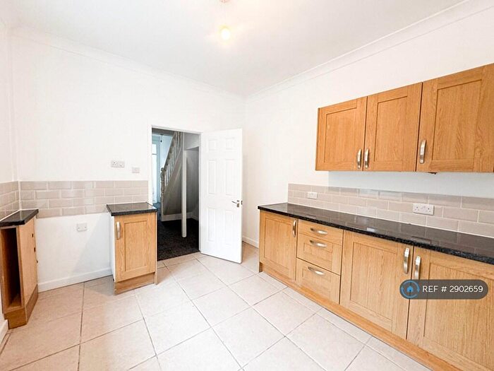 3 Bedroom Terraced House To Rent In Fairoak Avenue, Newport, NP19