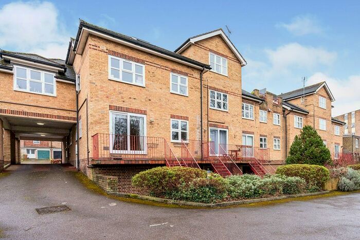 1 Bedroom Flat To Rent In Cavendish Road, Sutton, Surrey, SM2