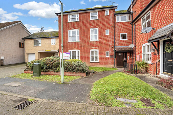 2 Bedroom Apartment For Sale In Tannery Drive, Bury St. Edmunds, IP33