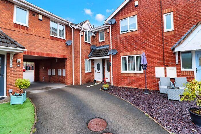 2 Bedroom Flat For Sale In Grange Farm Drive, Aston, Sheffield, S26