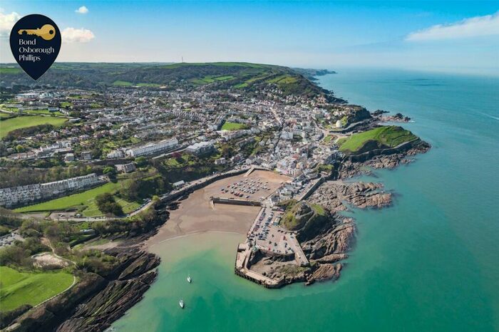 2 Bedroom House For Sale In Ilfracombe, Devon, EX34