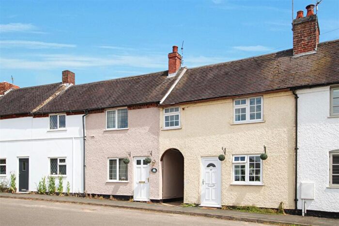 2 Bedroom Cottage For Sale In High Street, Packington, LE65