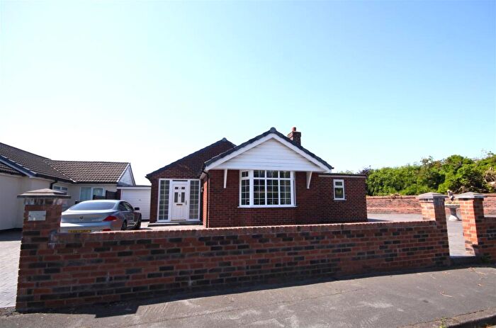 3 Bedroom Detached Bungalow For Sale In Kinloch Way, Ormskirk, L39