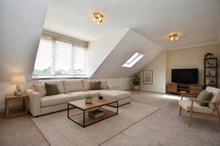 2 Bedroom Flat To Rent In Westmoreland Road Bromley, BR2