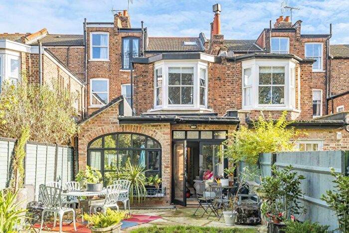 5 Bedroom House For Sale In Priory Avenue, Hornsey, London, N8