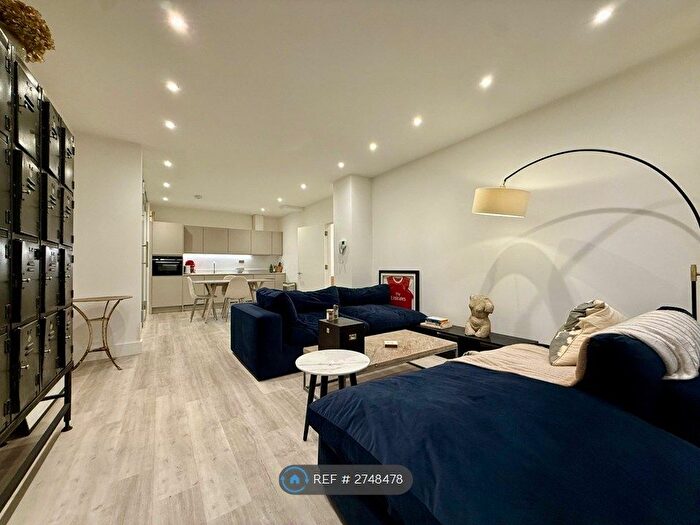 2 Bedroom Flat To Rent In Holmes Road, London, NW5