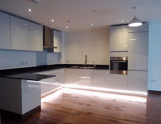 2 Bedroom Flat To Rent In East Station Road, Fletton Quays, Peterborough, PE2