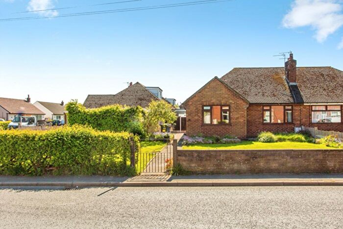 2 Bedroom Bungalow For Sale In Moor Road, Croston, Leyland, Lancashire, PR26