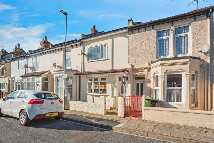 3 Bedroom Terraced House For Sale In Cardiff Road, Portsmouth, Hampshire, PO2
