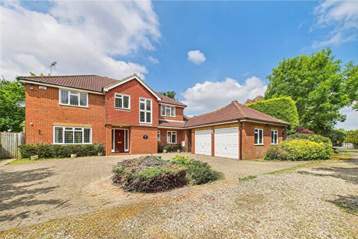 5 Bedroom Detached House To Rent In Elm Lane, Lower Earley, Reading, Berkshire, RG6