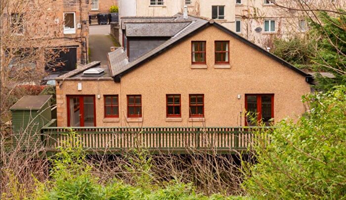 4 Bedroom House To Rent In Coltbridge Avenue, Murrayfield, Edinburgh, EH12