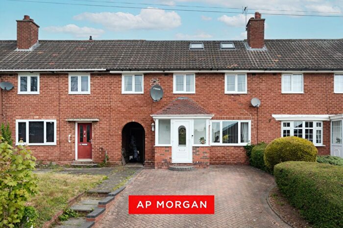 5 Bedroom Terraced House For Sale In Packington Avenue, Birmingham, West Midlands, B34