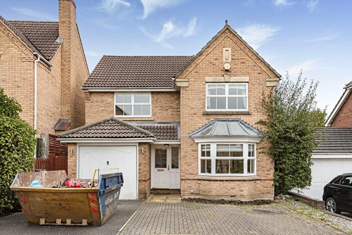 4 Bedroom Detached House For Sale In Biggs Grove Road, Cheshunt, Waltham Cross, EN7