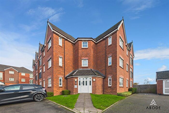 2 Bedroom Flat To Rent In Hendeley Court, Burton-On-Trent, DE14