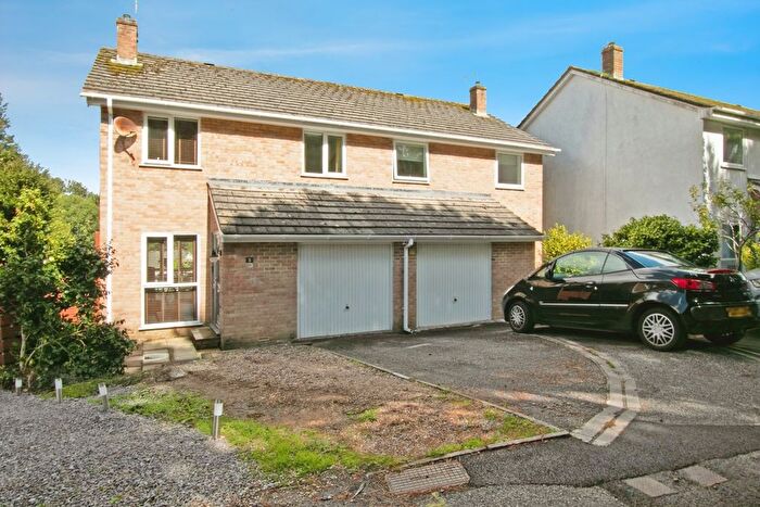 3 Bedroom Semi-Detached House For Sale In Chirgwin Road, Truro, Cornwall, TR1