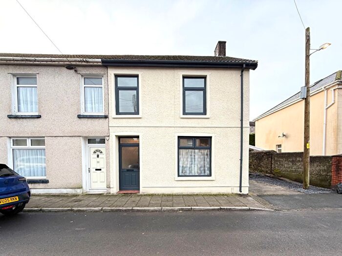 3 Bedroom End Terrace House For Sale In Llewellyn Street, Trecynon, Aberdare, CF44