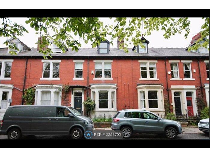 4 Bedroom Terraced House To Rent In Jesmond Dene Road, Newcastle Upon Tyne, NE2