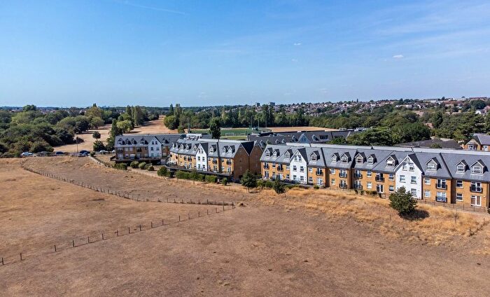 1 Bedroom Flat For Sale In Tanners Close, Crayford, DA1