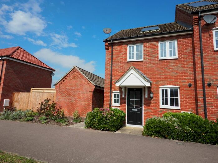 2 Bedroom End Of Terrace House To Rent In Albini Way, Wymondham, Norfolk, NR18