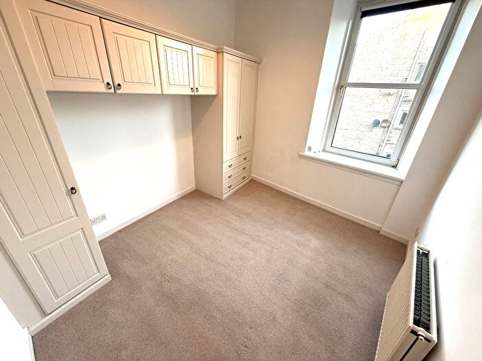 1 Bedroom Flat To Rent In Mid Stocket Road, West End, Aberdeen, AB15