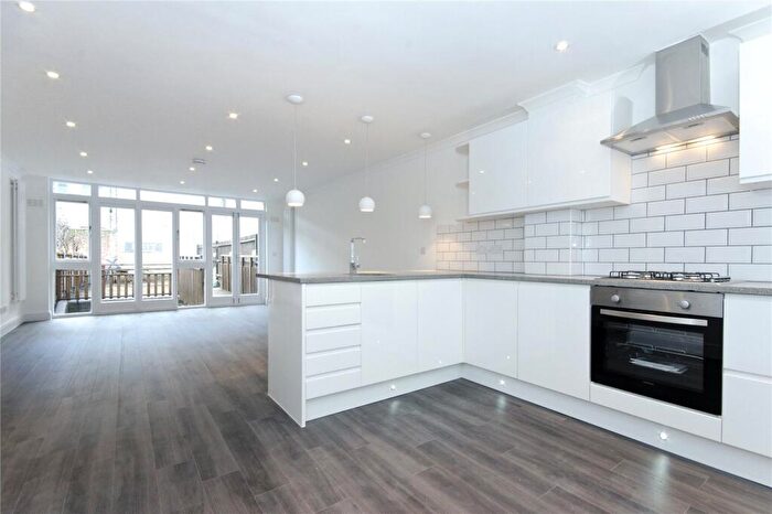 4 Bedroom Terraced House To Rent In Eaton Terrace, Aberavon Road, Bow, London, E3