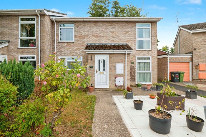 2 Bedroom Maisonette For Sale In Barrington Close, Eastleigh, SO50