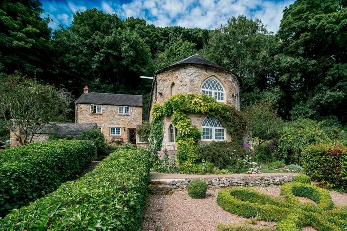 4 Bedroom Detached House For Sale In Hopton, Wirksworth, Matlock, DE4