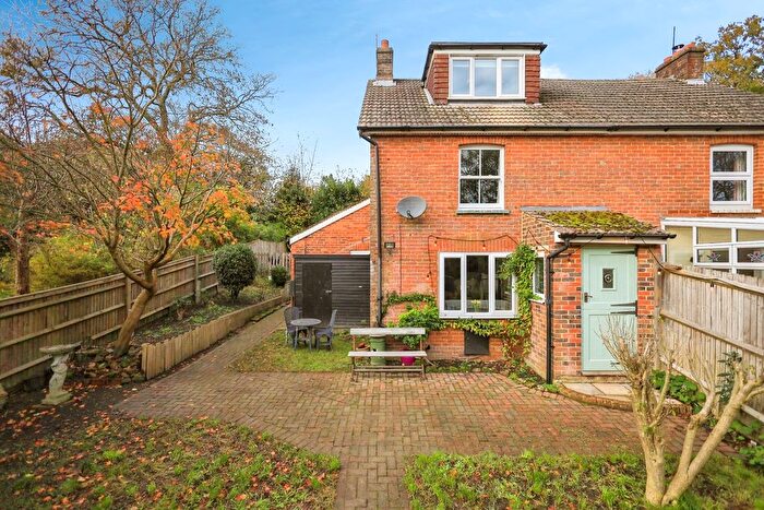 3 Bedroom Semi Detached House For Sale In Ghyll Road, Heathfield, East Sussex, TN21