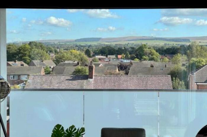 2 Bedroom Flat To Rent In Apartment, Sovereign House, Queensway, Poynton, SK12