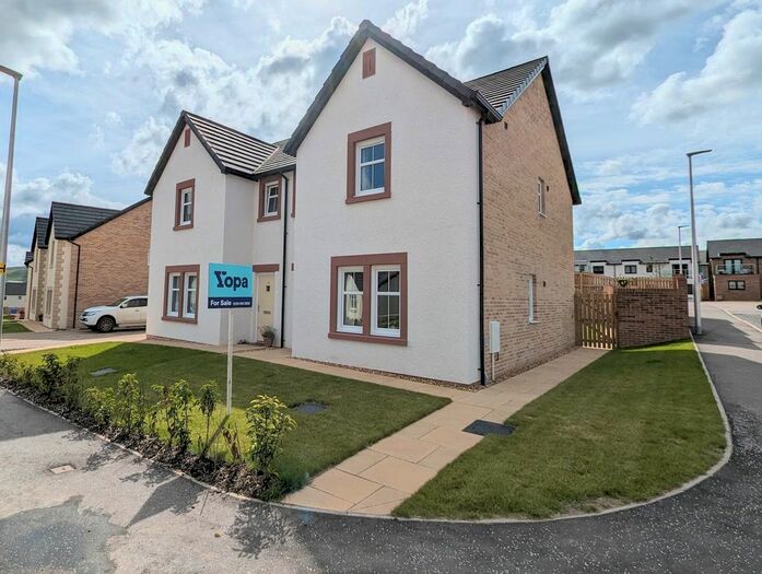 3 Bedroom Semi-Detached House For Sale In Thorpe Rig, Biggar, ML12